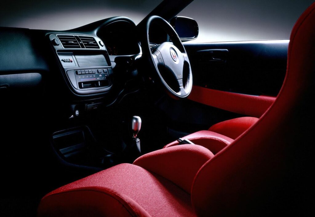 interior of Honda civic red seats