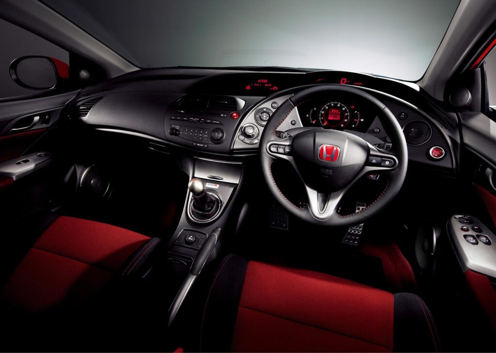 Interior shot of honda civic red seats