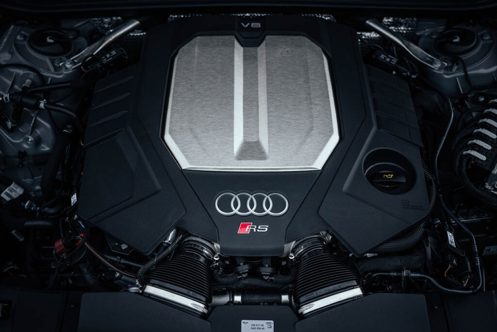 audi rs7 sportback performance engine