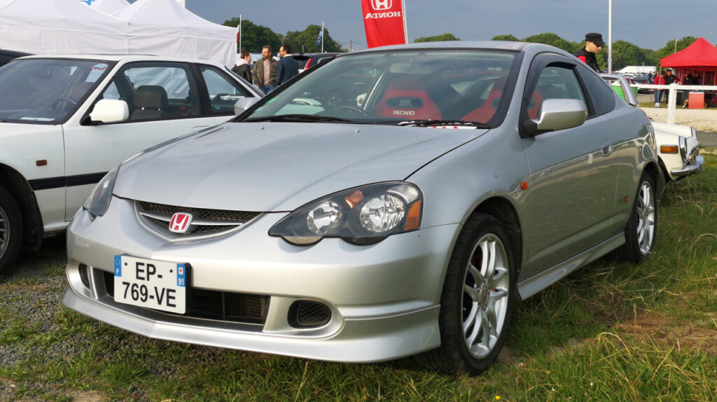 Silver Hinda Integra Type-R at a car show