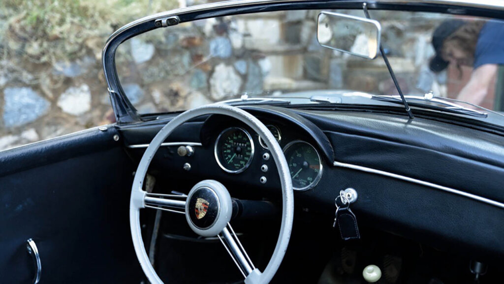 porsche 356 pre a cockpit