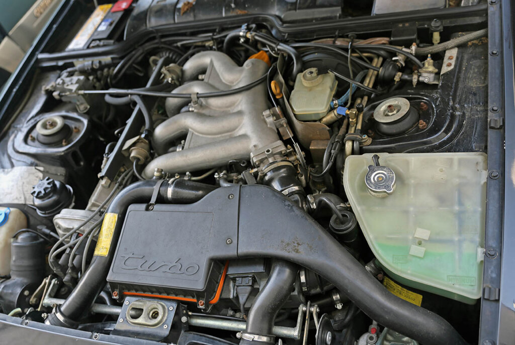 turbo charged intercooler engine of a porsche 951 engine
