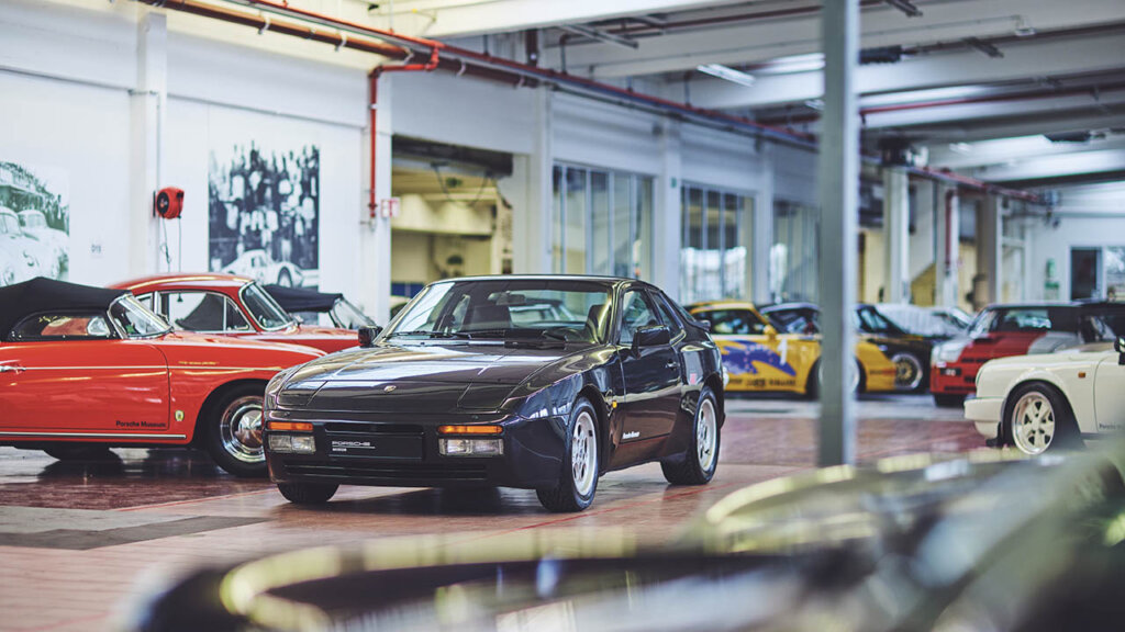 black porsche 944 turbo in a factory