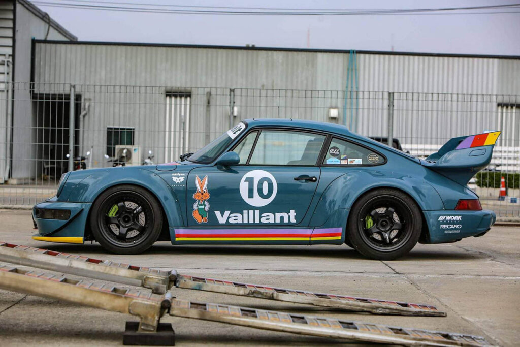 blue rwb porsche 930