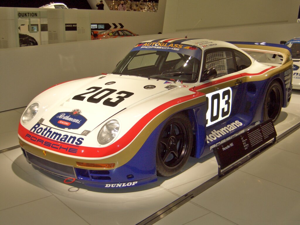 Rothmans porsche 961 in a museum