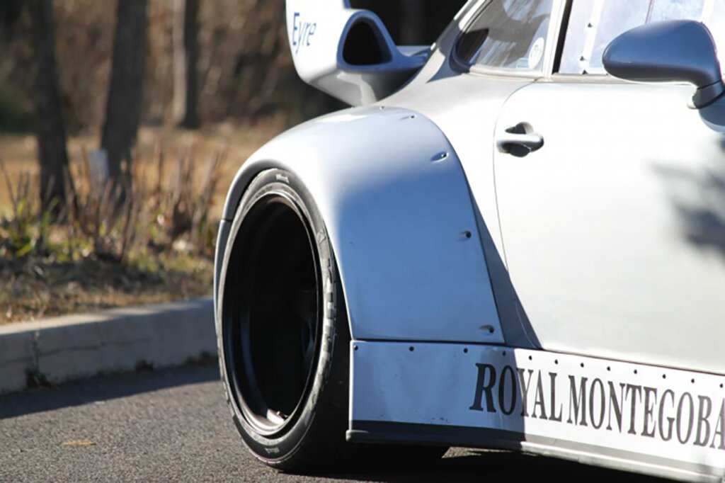Silver RWB Porsche rear fender detail