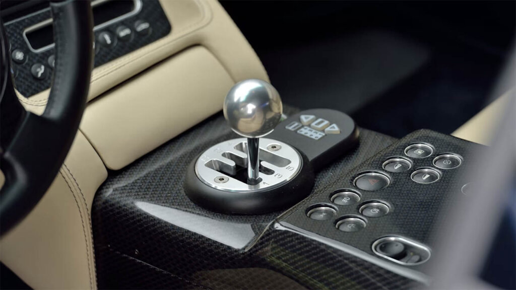 center console of a lamborghini diablo