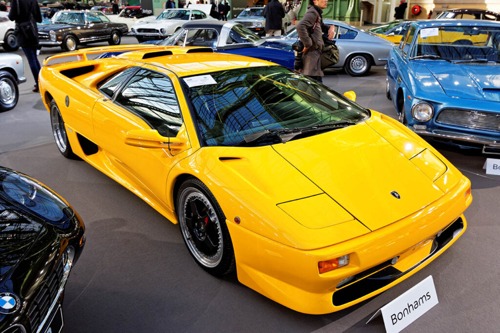 yellow diablo sv at a tradeshow