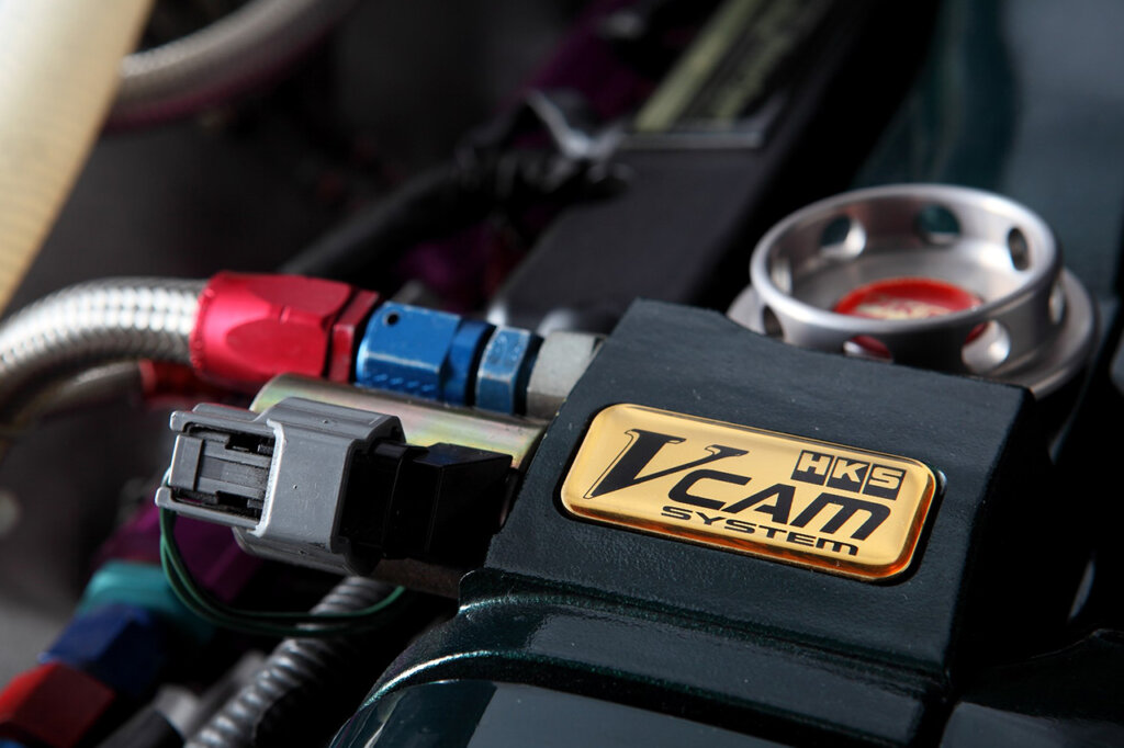 HKS VCam system installed on an engine