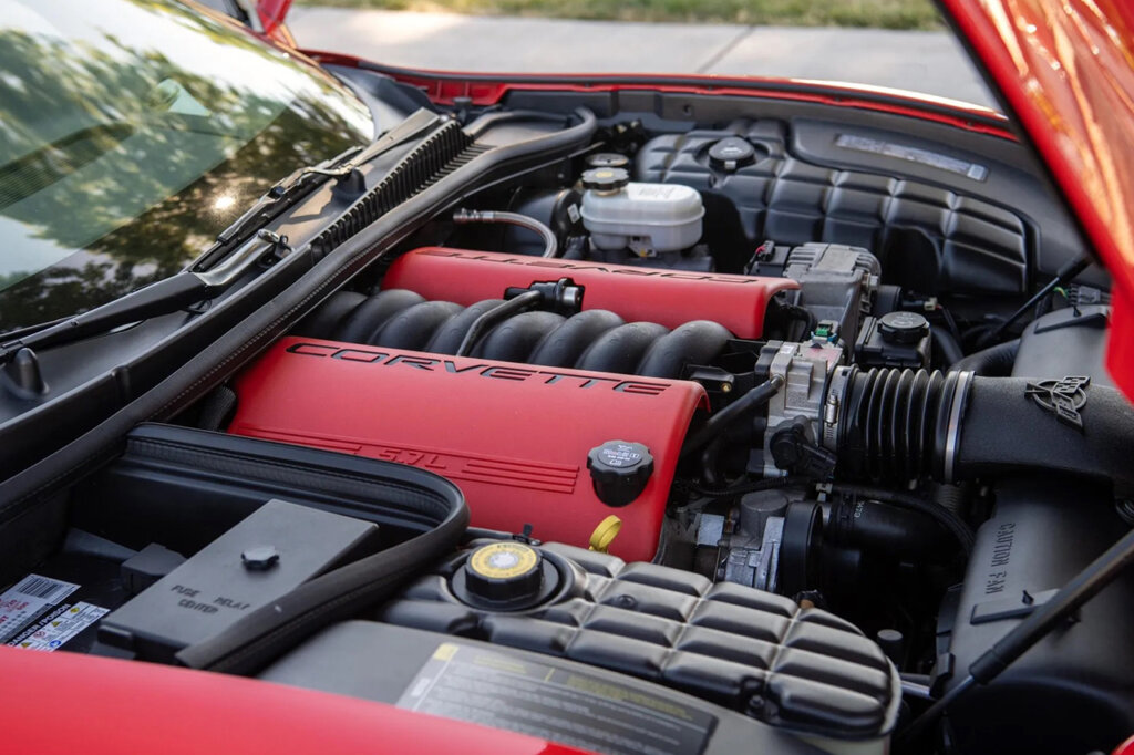LS6 in a c5 engine, hood propped open