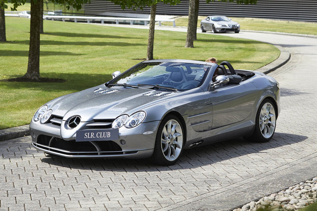 grey mercedes-benz slr mclaren on asphalt