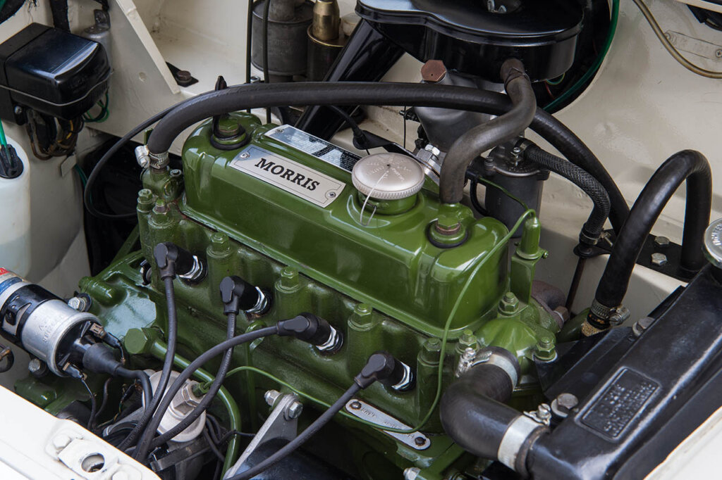 engine of a morris mini minor