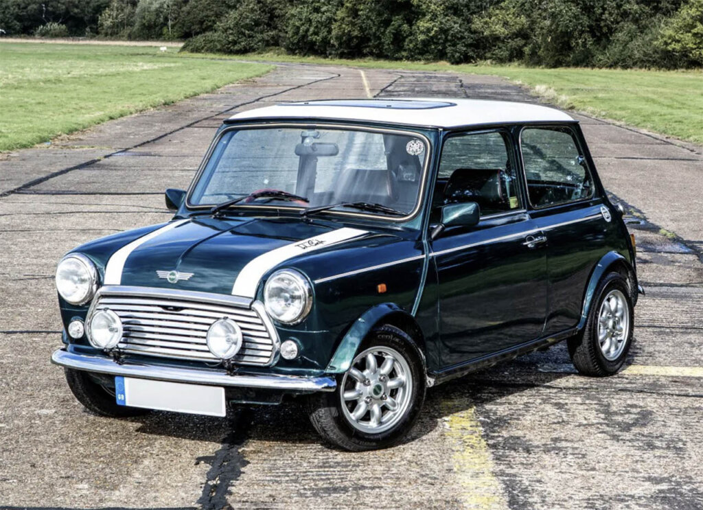 black mini cooper rsp