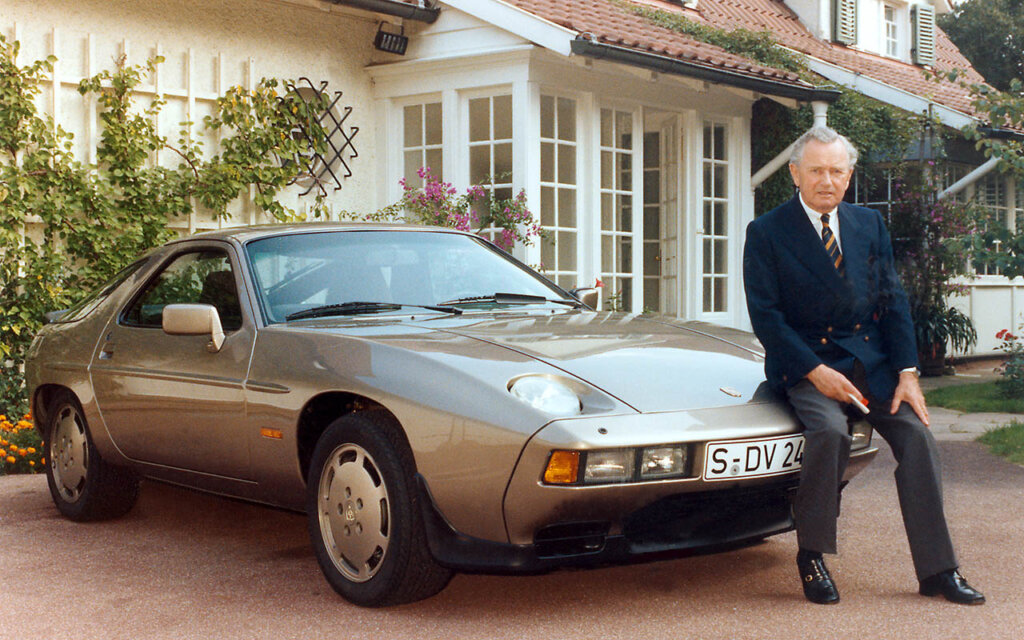 ferry porsche next to a porsche 928s