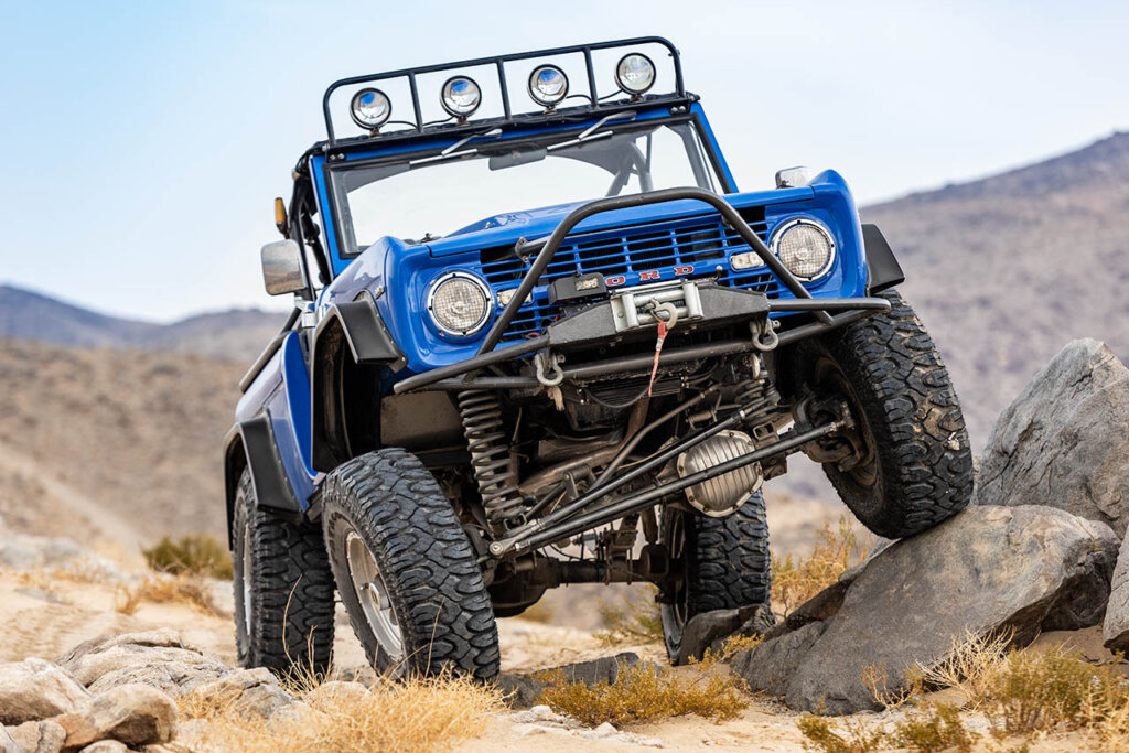 blue bronco rock crawling