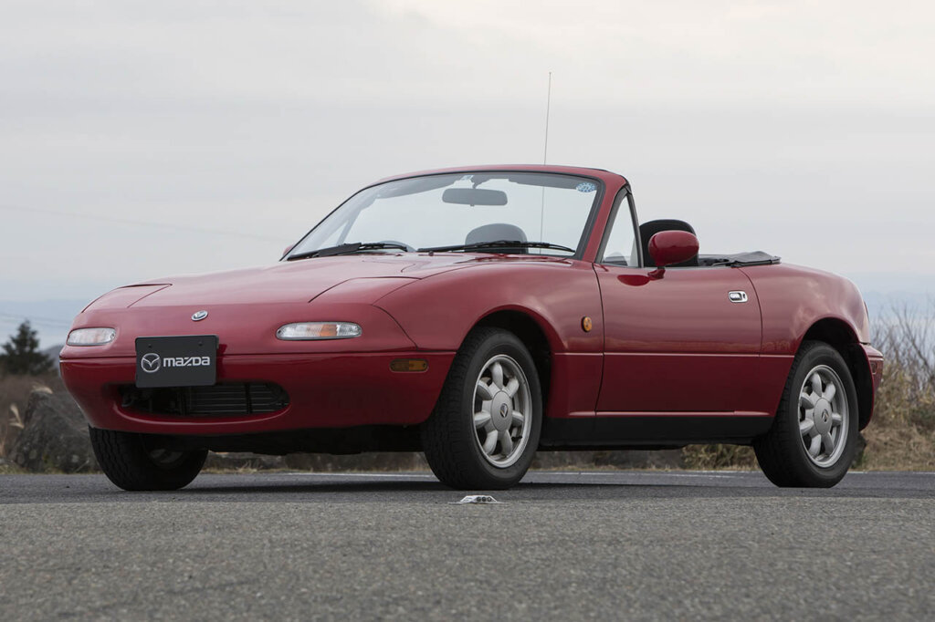 red miata mazda mx5