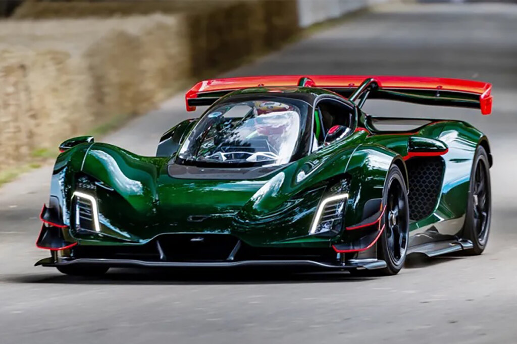 Green Czinger 21C hypercar