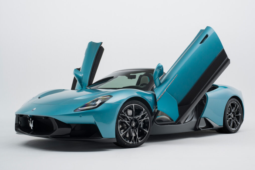 Green maserati mcpura cielo butterfly doors