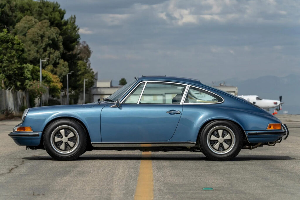 side view of blue 1971 porsche 911S Coupe owned by Jerry Seinfeld
