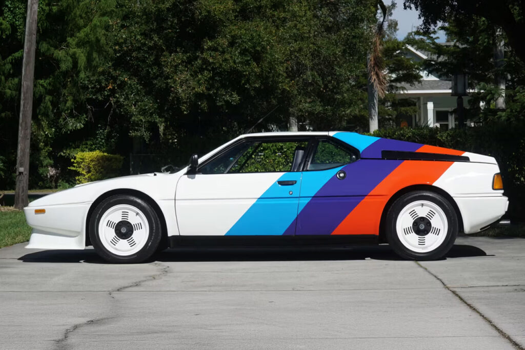 side view of niki lauda white bmw m1
