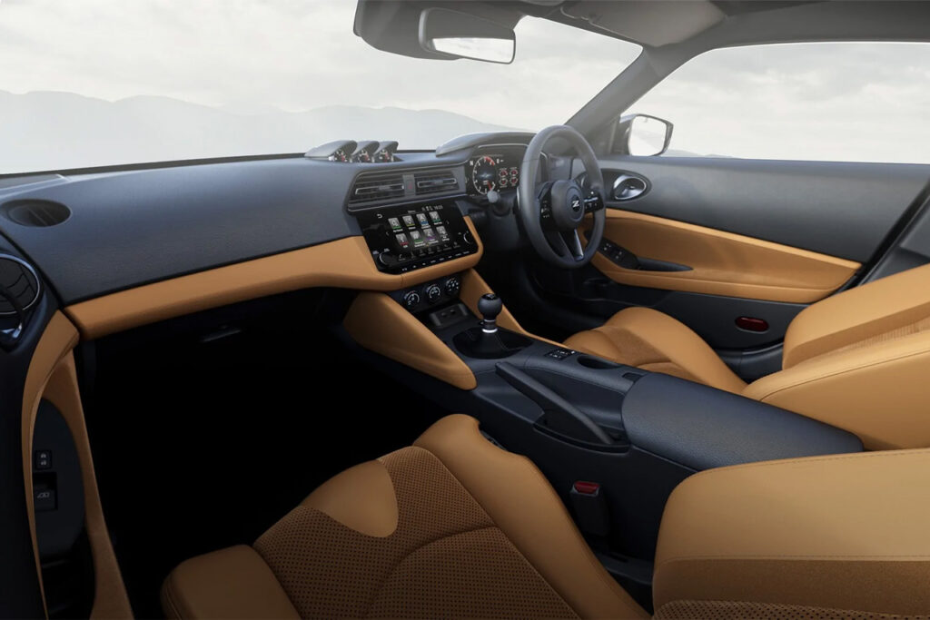 tan interior of green 2027 nissan z
