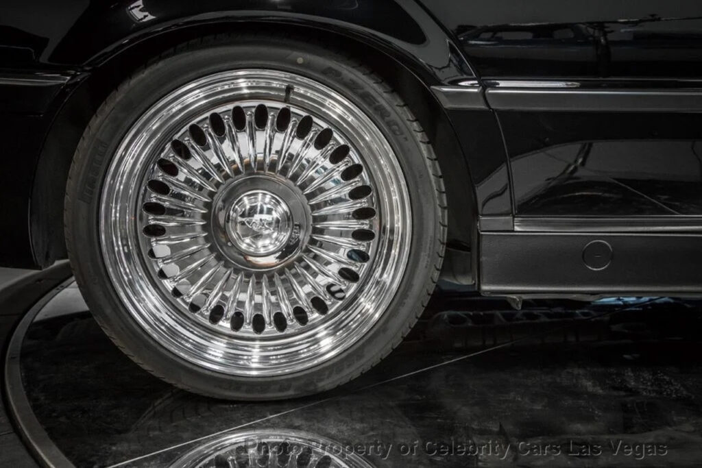 wheel of black tupac shakur 1996 BMW 750iL